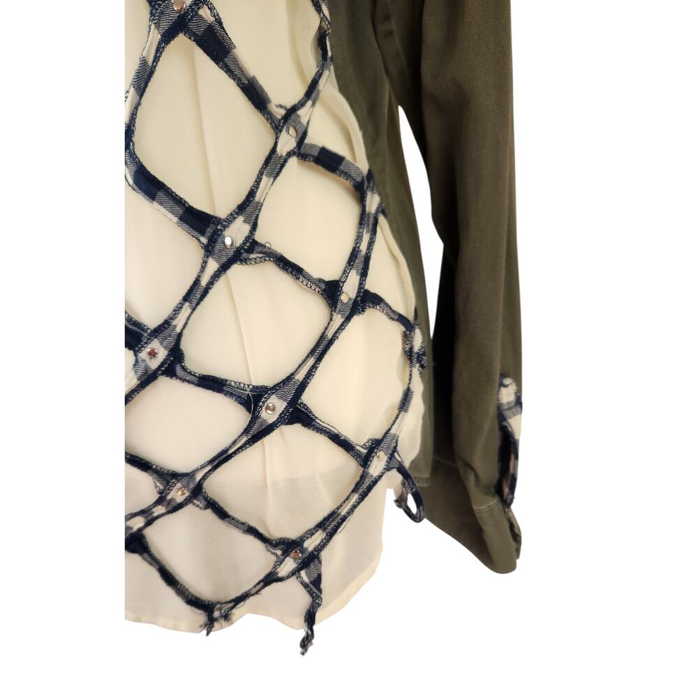BKE Sheer Lattice Back Snap Front Top Medium Tattered Boho Cowgirl Green Western - Picture 9 of 14